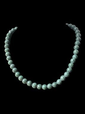 Vintage Nephrite Jade Beaded Green Necklace